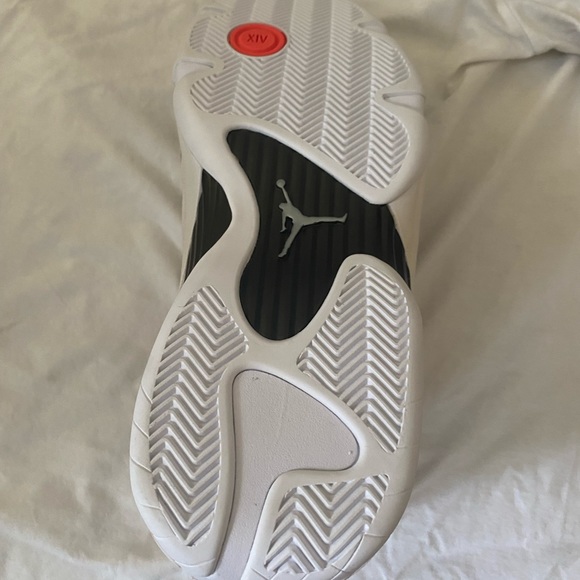 Air Jordan 14 Desert - Picture 3 of 6